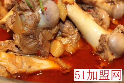 牛骨头自助火锅加盟