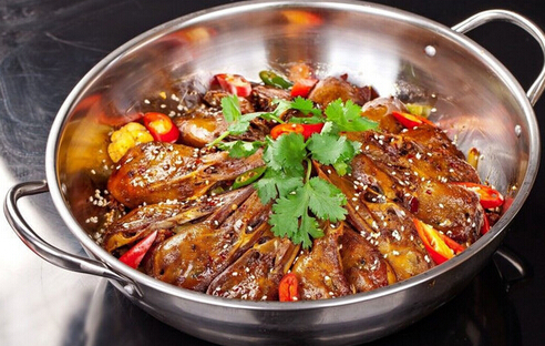 爱鸭鸭干锅鸭头加盟