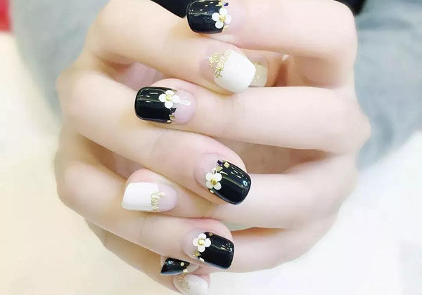 妮欧美甲加盟