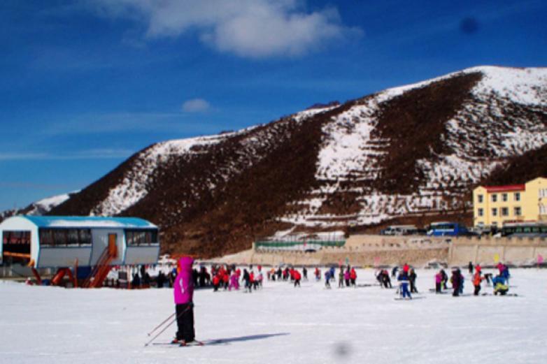 长城岭滑雪场加盟