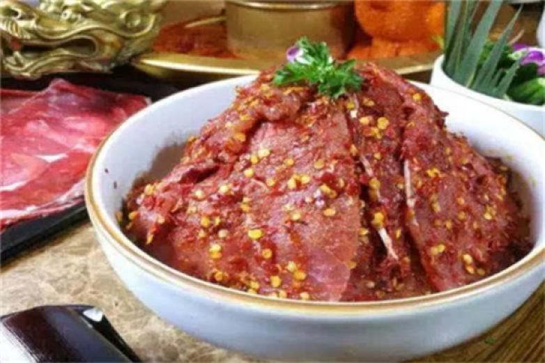 叁哩囤霸王牛肉火锅加盟