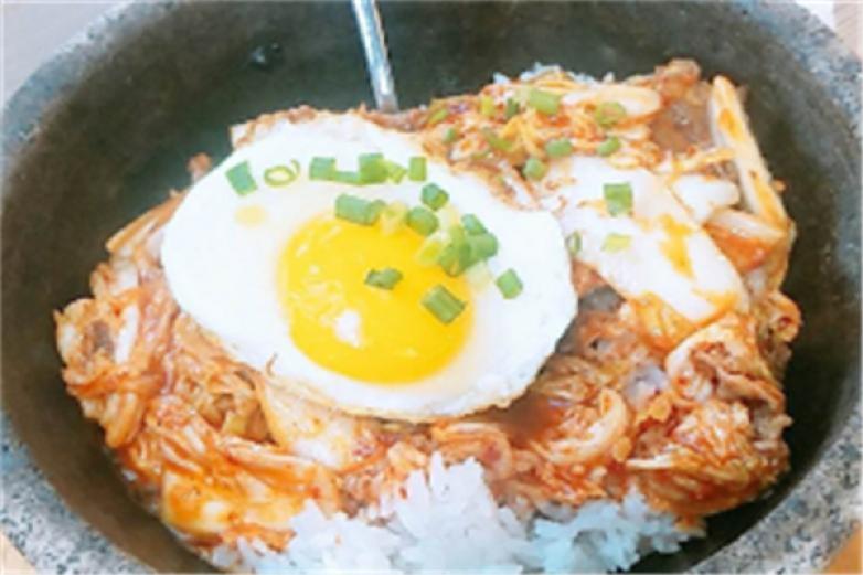 石尚居石锅饭加盟
