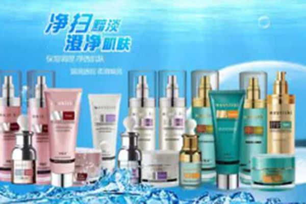 雅琳娜加盟
