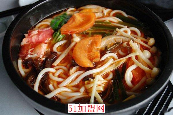 闺米云南过桥米线加盟