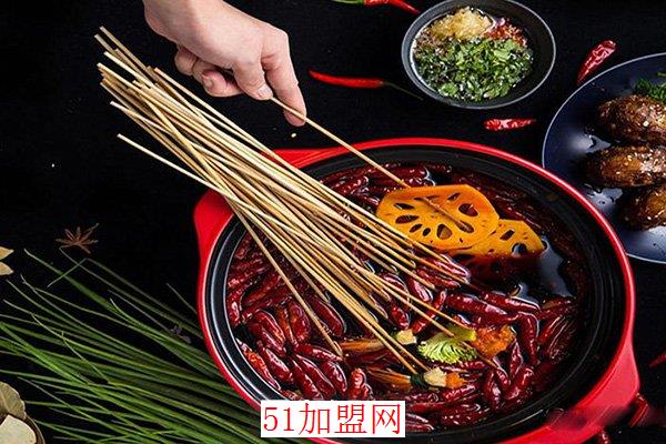 乐山周记串串香加盟