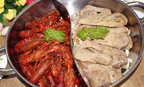 爱鸭鸭干锅鸭头加盟