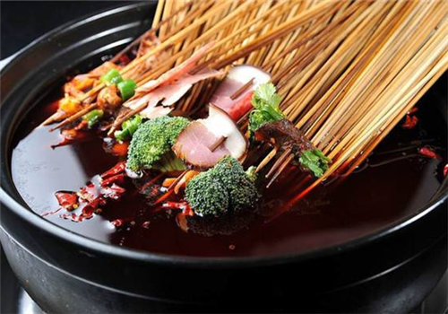 六婆串串香加盟