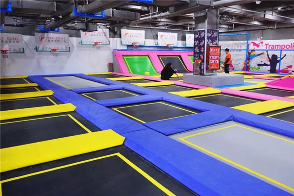 嗨跳蹦床公园极限跳床