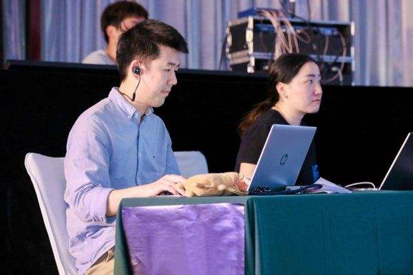 人人译同声翻译