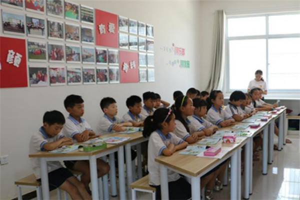 晨曦学堂课堂