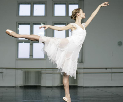 芭蕾娜国际教育芭蕾