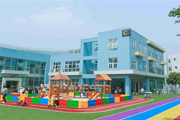 英菲克国际幼儿园建筑