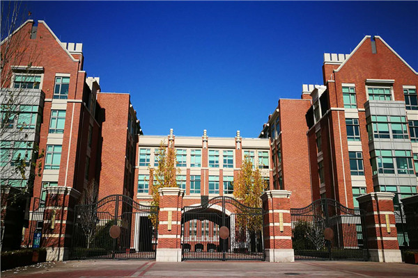 英桥国际学校校区