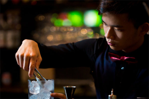 东华调酒师培训学校高端