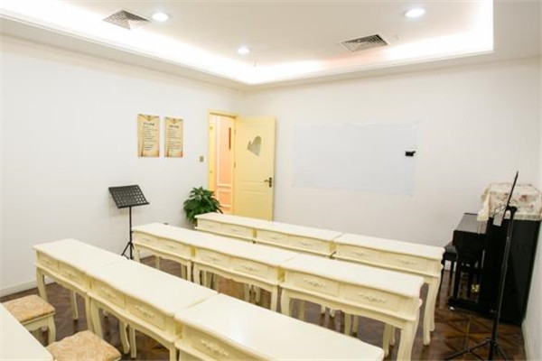 曙音艺术中心钢琴