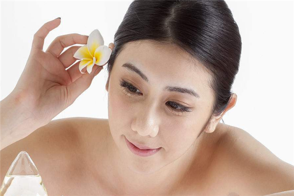 蕨美日本皮肤管理培训学院宣传
