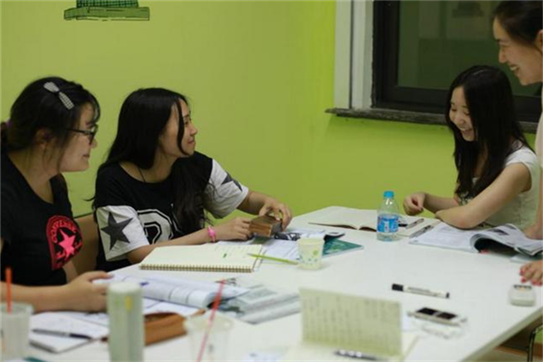 乐享说小语种日法德西语经典
