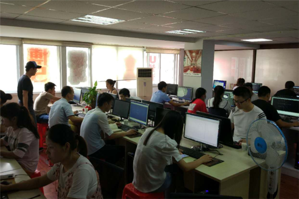 惠炫电脑培训中心教室