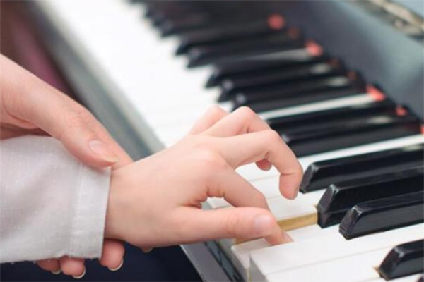 RollingMusic热迷音乐谈钢琴