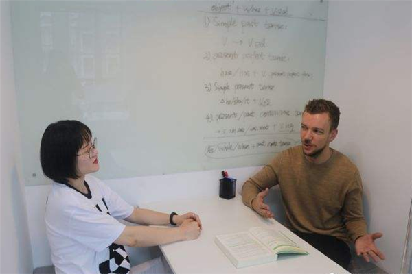 EASYKEY易可言外教桌子