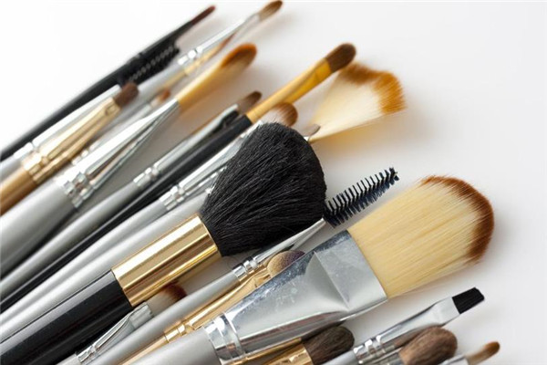 齐颜美妆美妆工具