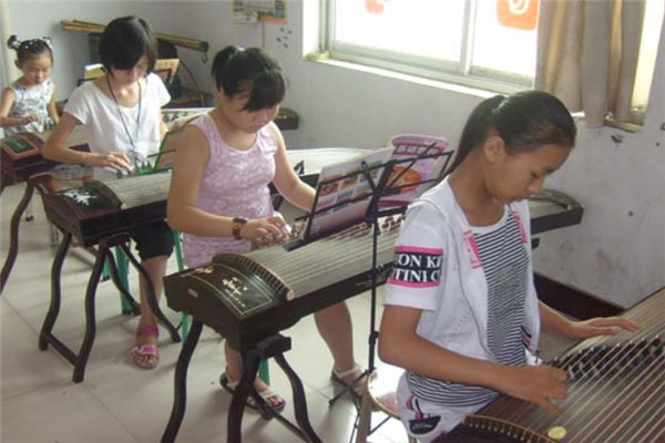 音乐学院古筝