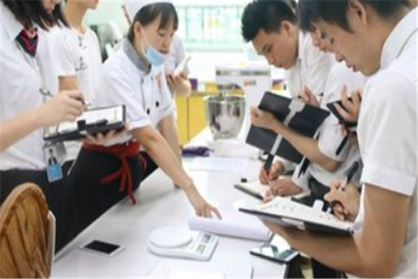 一铺传奇培训学校加盟