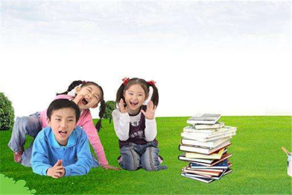 崇文早教中心小孩子