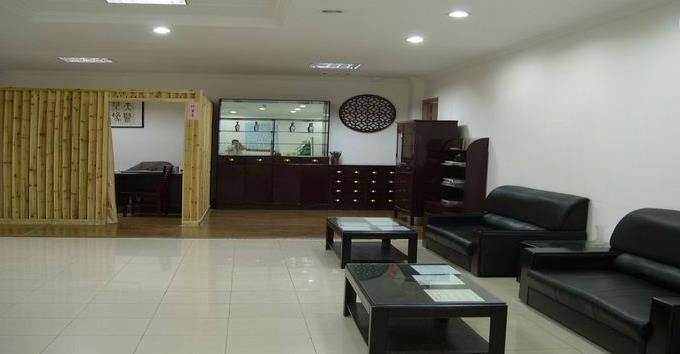 锦医堂中医门诊部店面