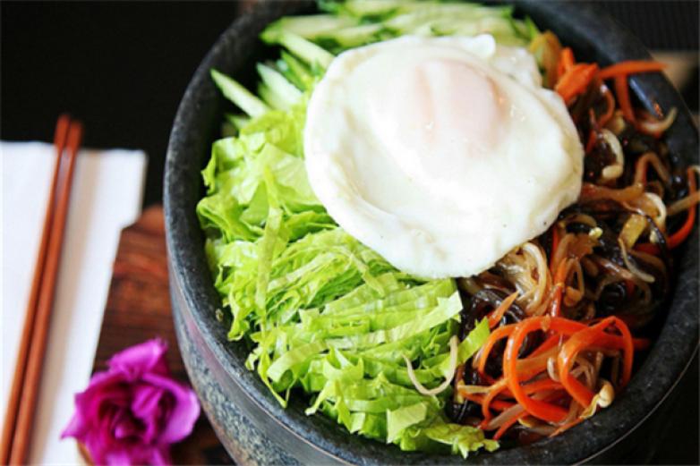 偶遇饭先森干锅焖饭加盟