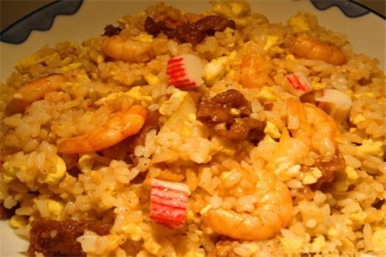沫小鱿海鲜炒饭加盟