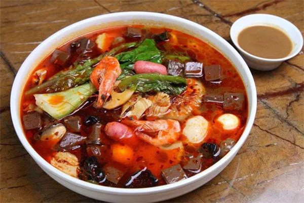 麻辣鱼头火锅