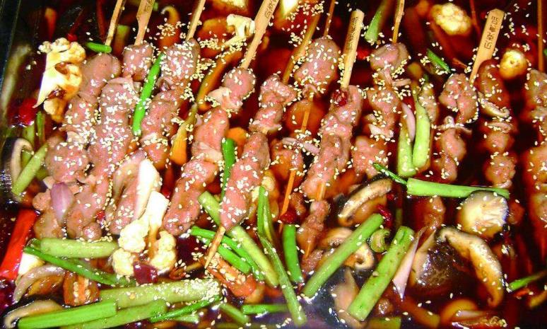 辣魅串奇串串香