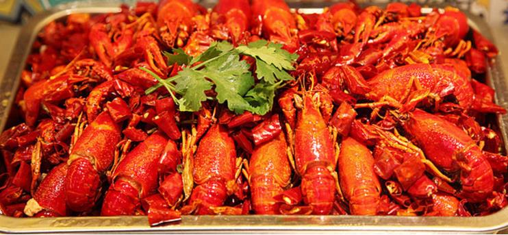 阿仟虾闹