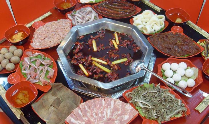百里寻牛肉火锅店