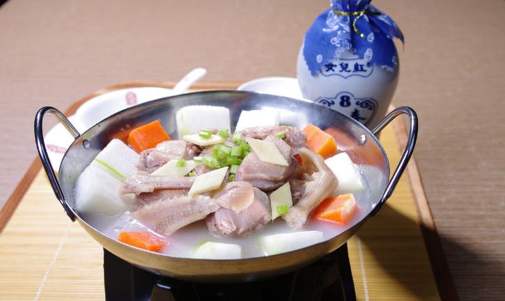 显隆老火锅