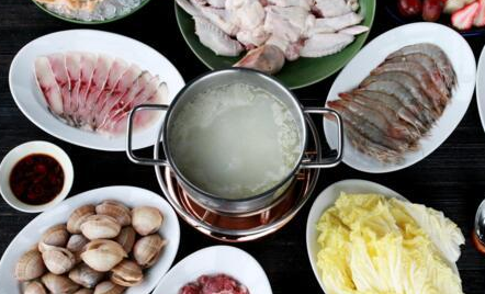 西北郎世家毋米粥火锅