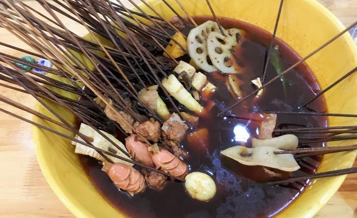 许秋和麻辣烫