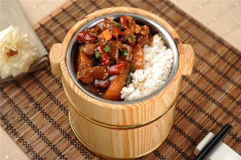 胖大勺木桶拌饭加盟