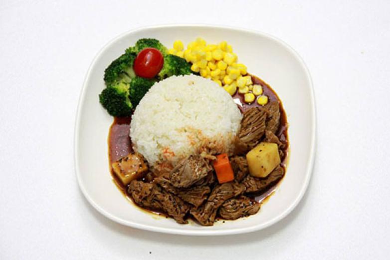 擂饭剁椒拌饭中餐加盟