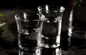 唐沙液白酒
