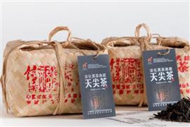 信奕福