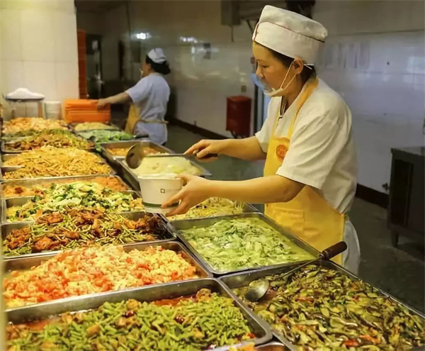 普通食堂