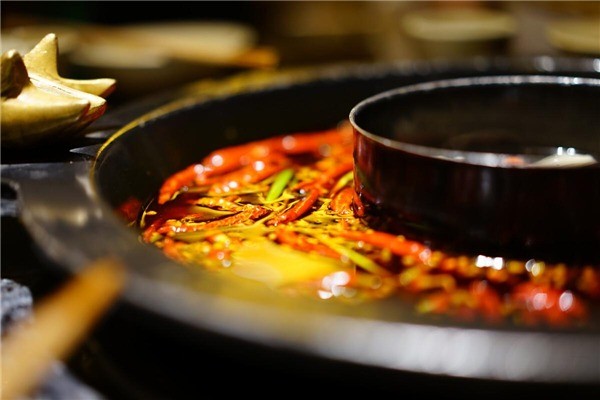 拈江湖鸭肠火锅