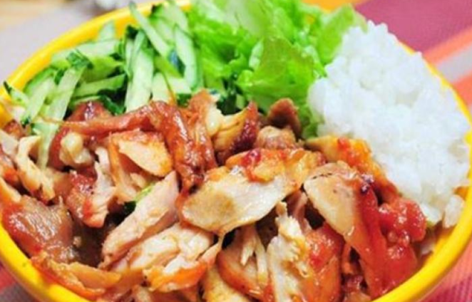 小馋猫烤肉拌饭