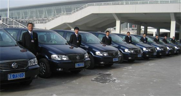租租车