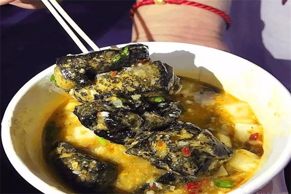 小罗臭豆腐