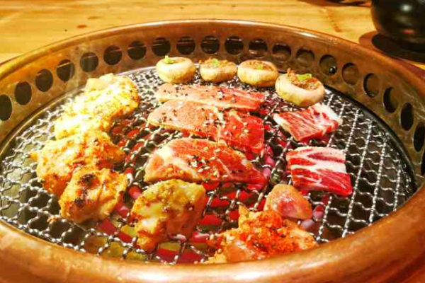 鲸岚烧肉夜食