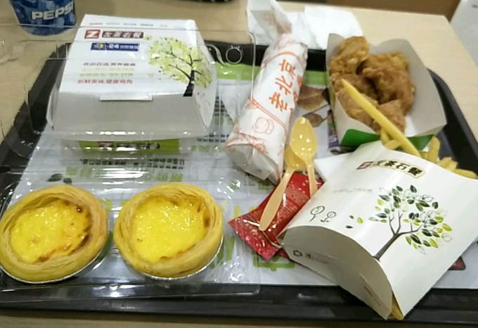 左茶右餐