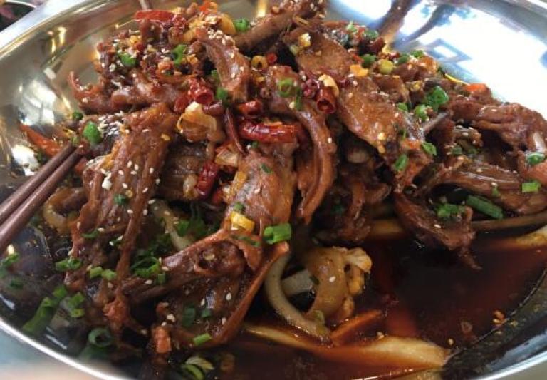 蜀味传旗鸭爪爪时尚火锅